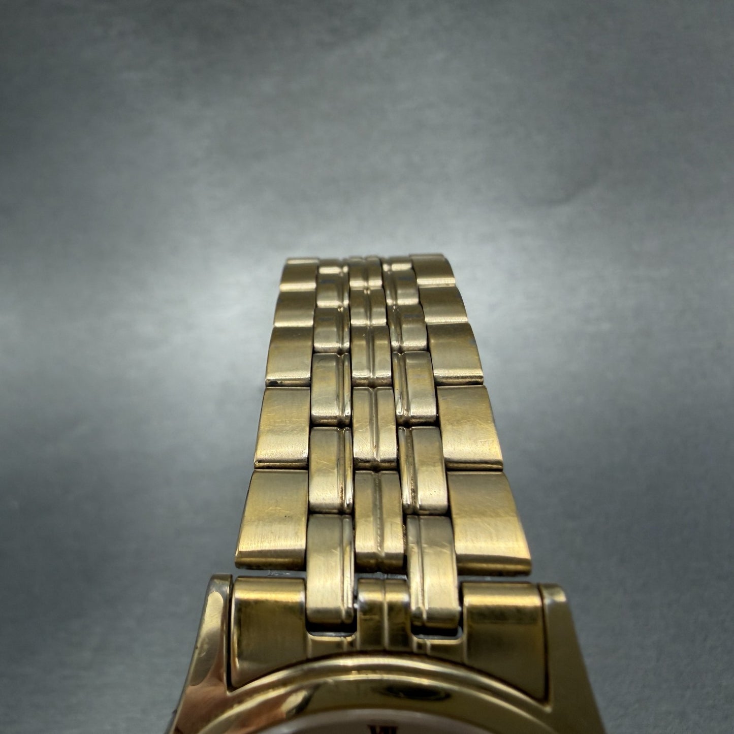 Rioch Limelight Watch Unisex 32mm Champagne Dial Gold Tone Round New Battery4