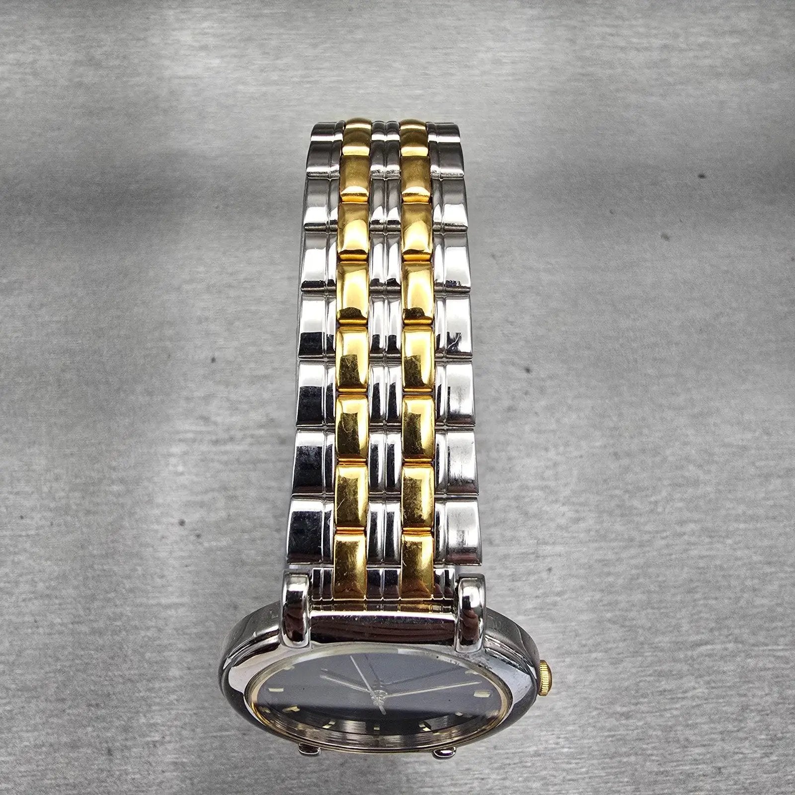 Seiko Watch Men 34mm Blue Dial Two Tone Round V701-1771 New Battery Vintage4
