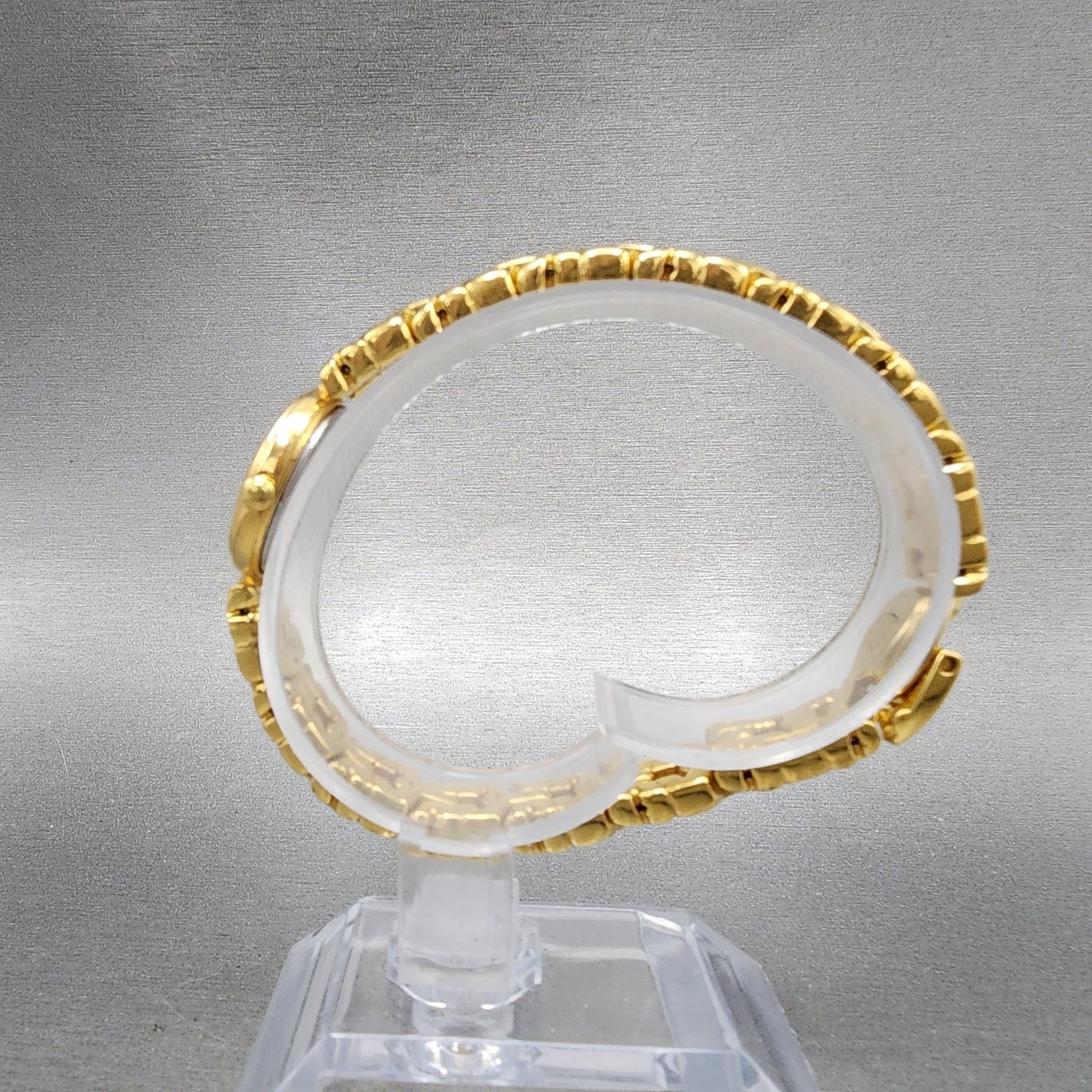 Seiko Watch Women 20mm Champagne Dial Gold Tone Round 1n001c70 New Battery6