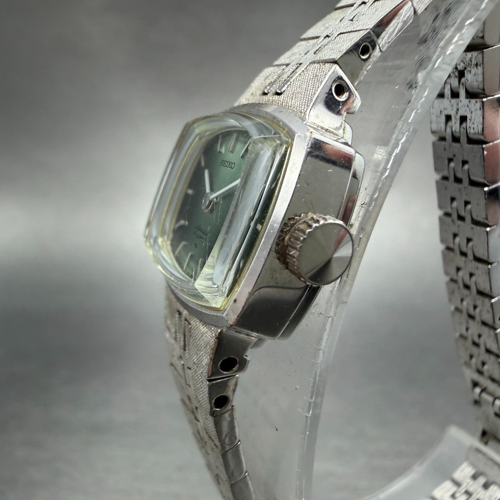 Seiko Special Watch Women 19mm Green Dial Silver Tone Manual 1140-3160 Runs2