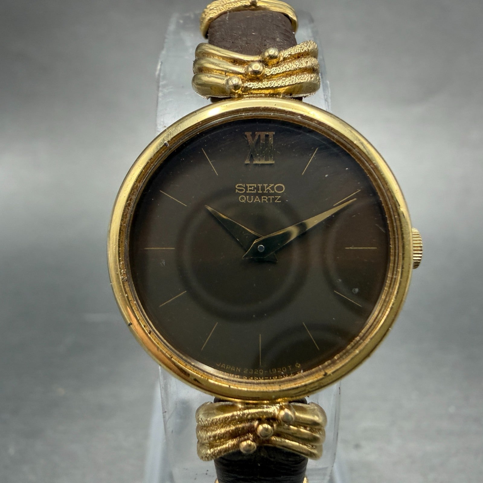 Seiko Watch Women 22mm Brown Dial Gold Tone Round 2320-0240 New Battery Vintage0