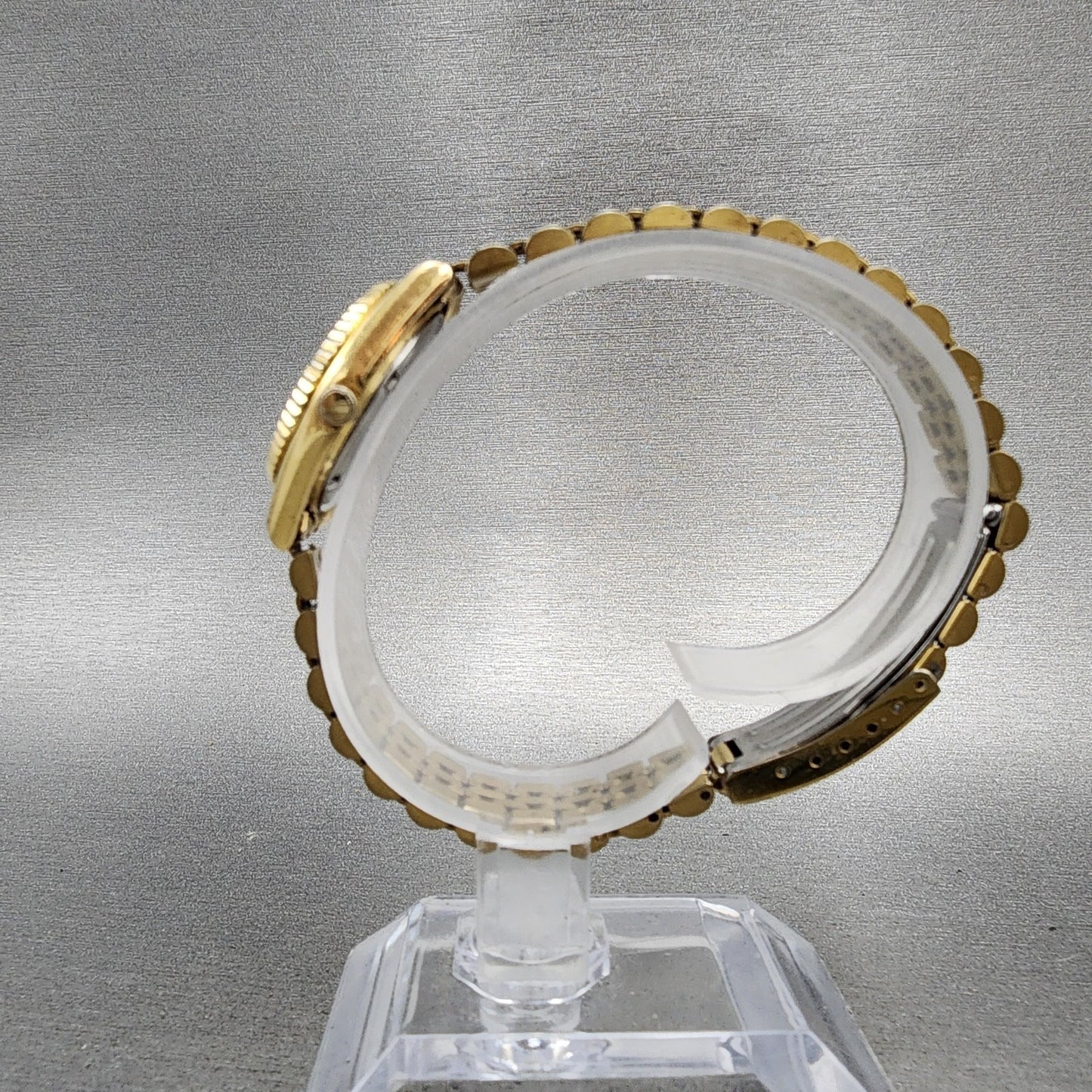 Seiko SQ Watch Women 24mm Gold Dial Gold Tone Daydate 24mm Round New Battery NBG6