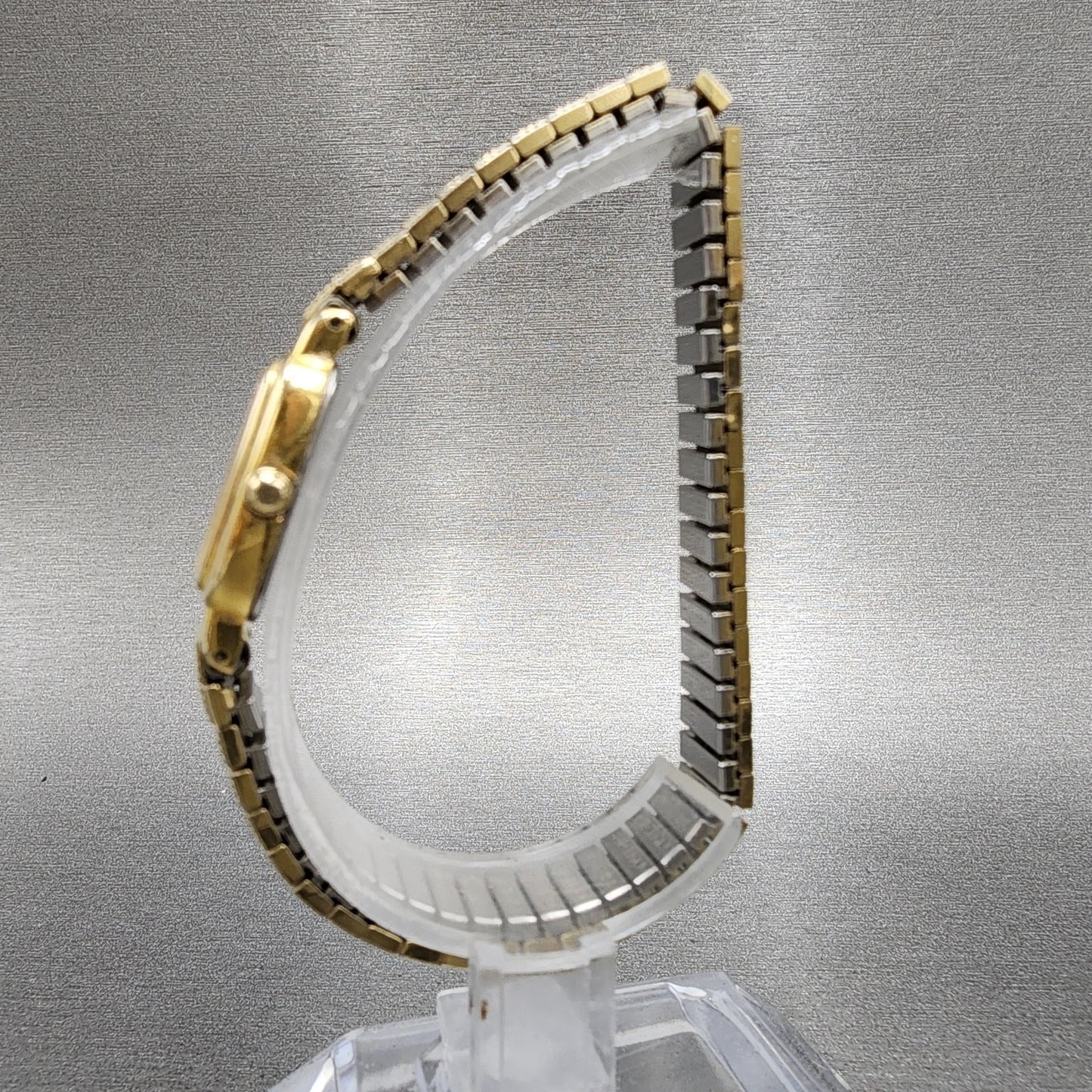 Seiko Watch Women 17mm Champagne Dial Gold Tone Rectangle 2y005b49 New Battery6