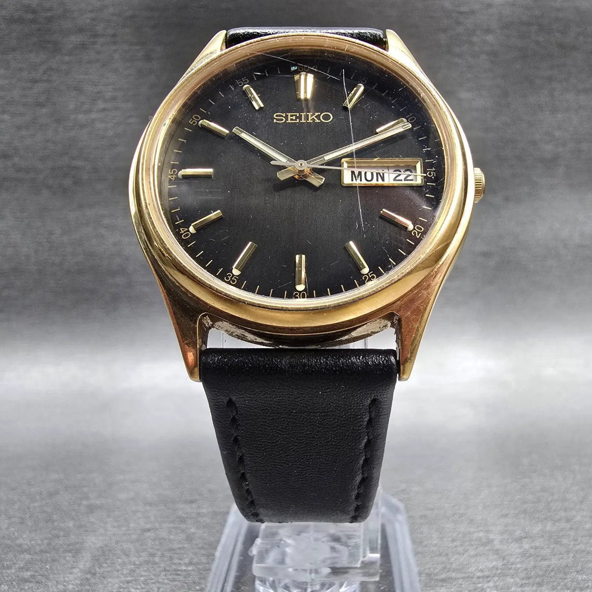 Seiko Watch Men 35mm Black Dial Gold Tone Daydate Round 7N43-8A99 New Battery6