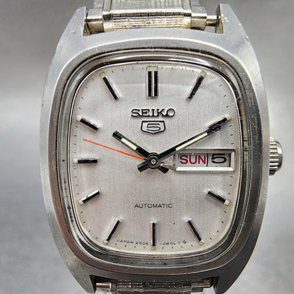 Seiko 5 Automatic Watch Women 23mm White Dial Steel Daydate Rectangle Runs1
