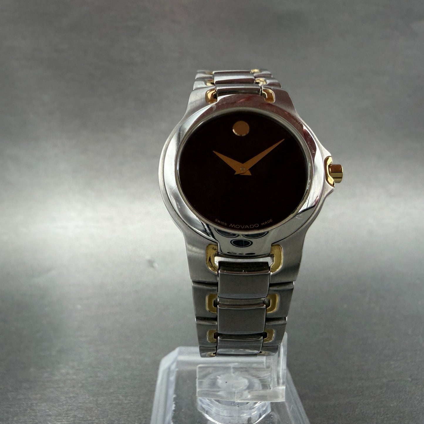 Movado Meza Watch Women 26mm Black Dial Two Tone Round 81 A1 1851 New Battery5