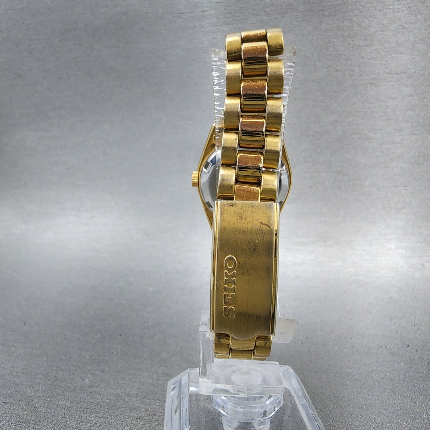 Seiko 5 Automatic Watch Women 24mm Champagne Dial Gold Tone Daydate Runs7