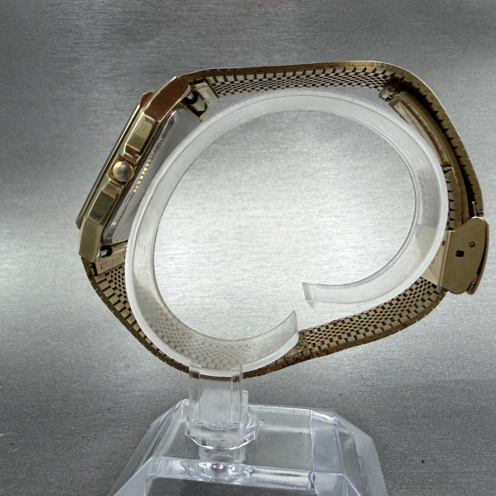 Citizen Forma Tank Watch Men 31mm Champagne Dial Gold Tone Daydate New Battery6