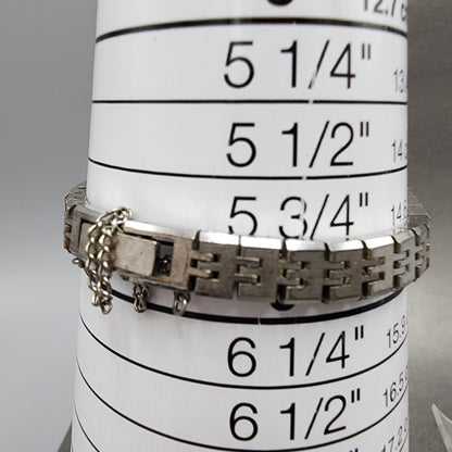 Seiko Watch Women 18mm Silver Dial Silver Tone Manual Round 110639 Runs10