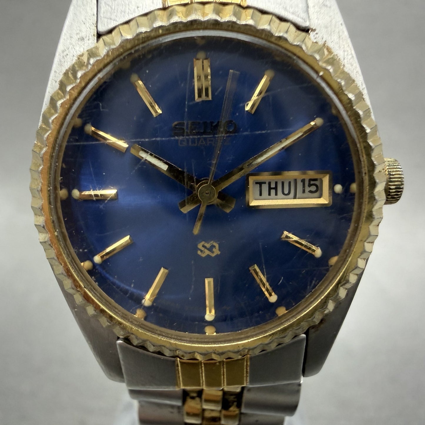 Seiko SQ Watch Women 24mm Blue Dial Two Tone Daydate 24mm Round New Battery B121