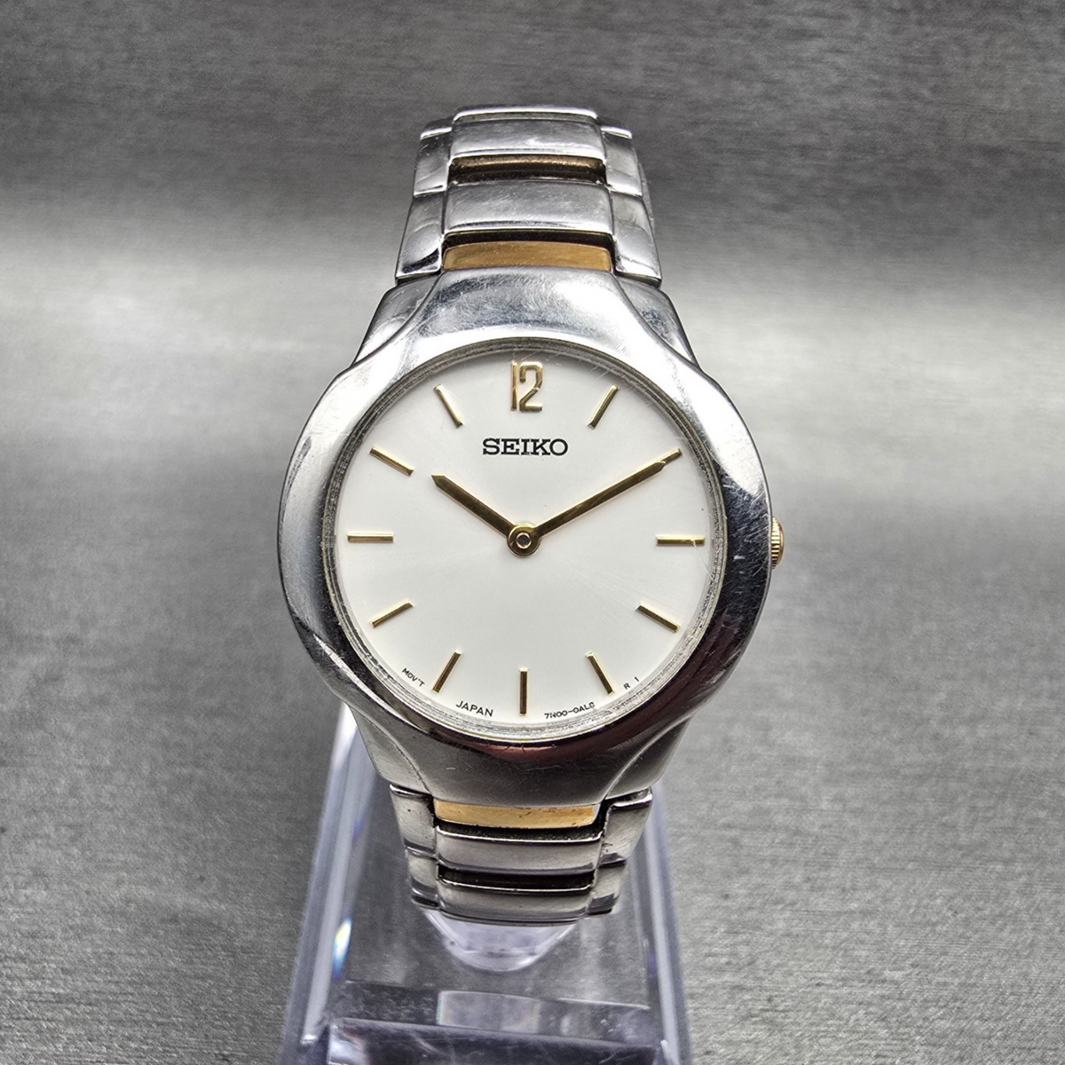 Seiko Watch Women 27mm White Dial Two Tone Round 7N00-0AD0 New Battery Vintage0
