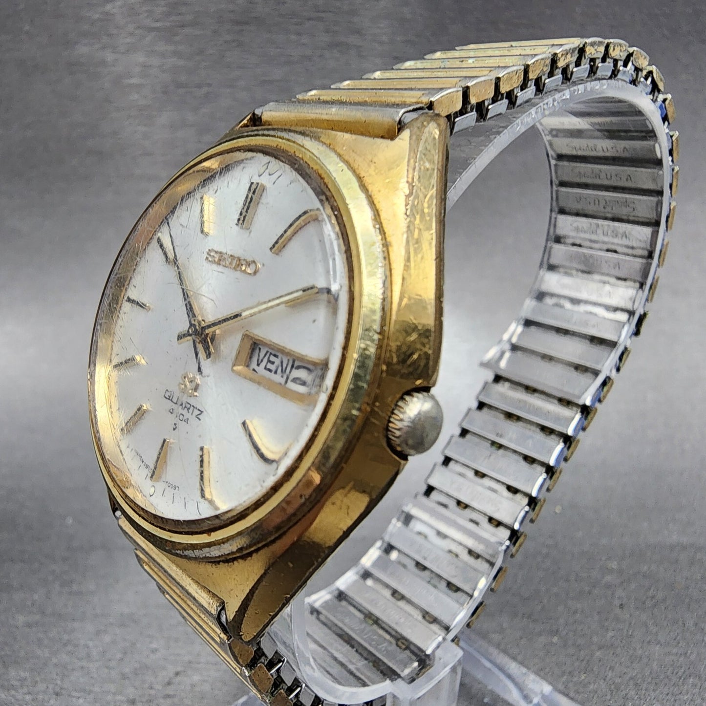 Seiko SQ 4004 Watch Men 37mm Silver Dial Gold Tone Dadyate 09037009 PARTS3