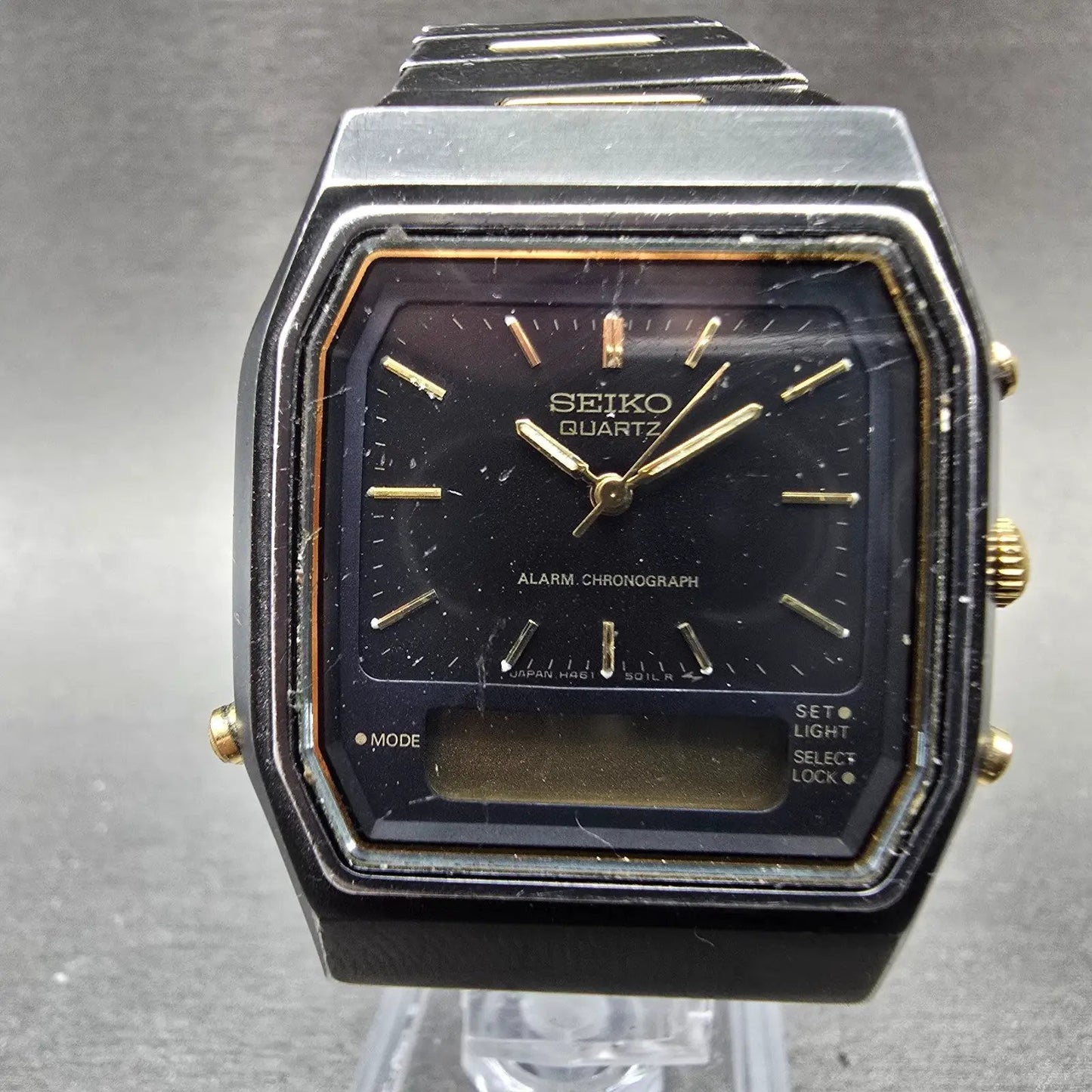 Seiko Analog Digital Watch Men 32mm Black Gold Alarm Chrono H461-5030 PARTS0