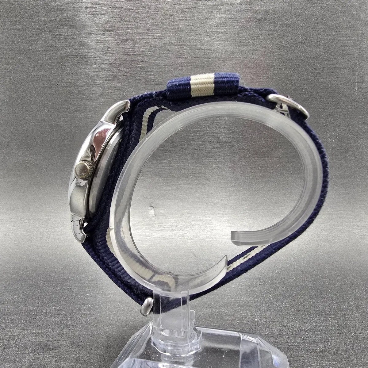 Timex Weekender Watch Men 38mm Blue Dial Silver Round New Battery TW2P657007
