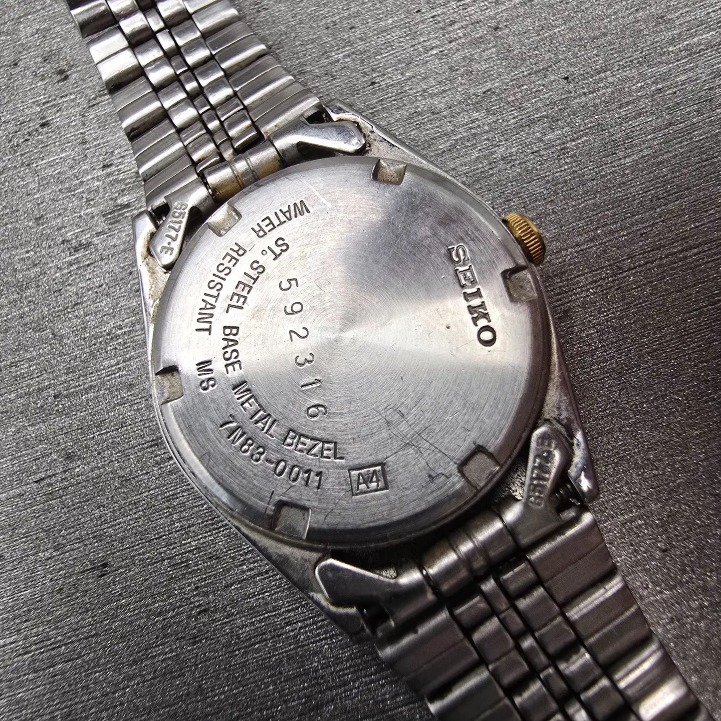 Seiko Watch Women 24mm White Dial Two Tone Daydate Round 7N83-0011 New Battery10