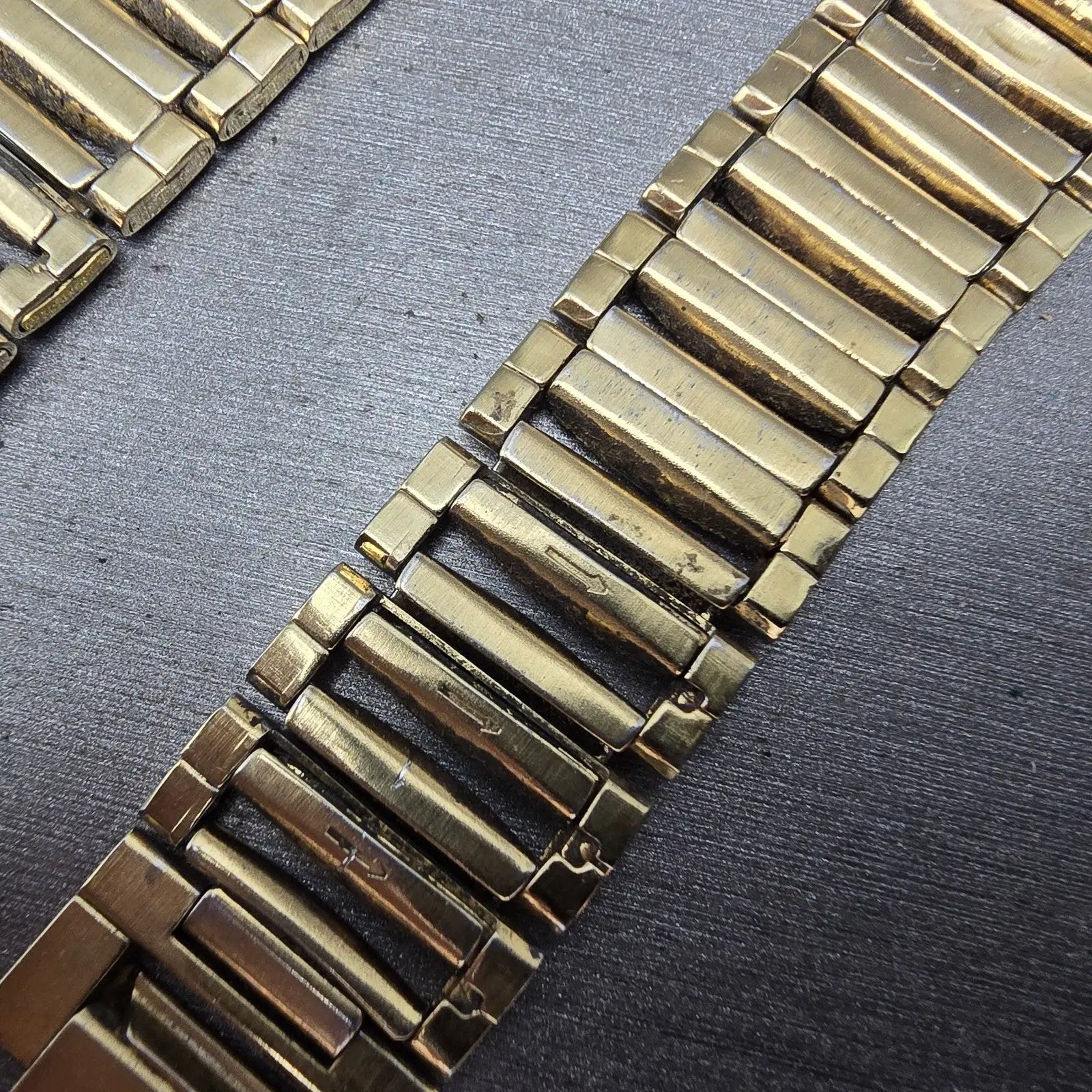 Seiko Bracelet 15mm Stainless Steel Gold Tone Vintage Japan G1395E MISSING CLASP10