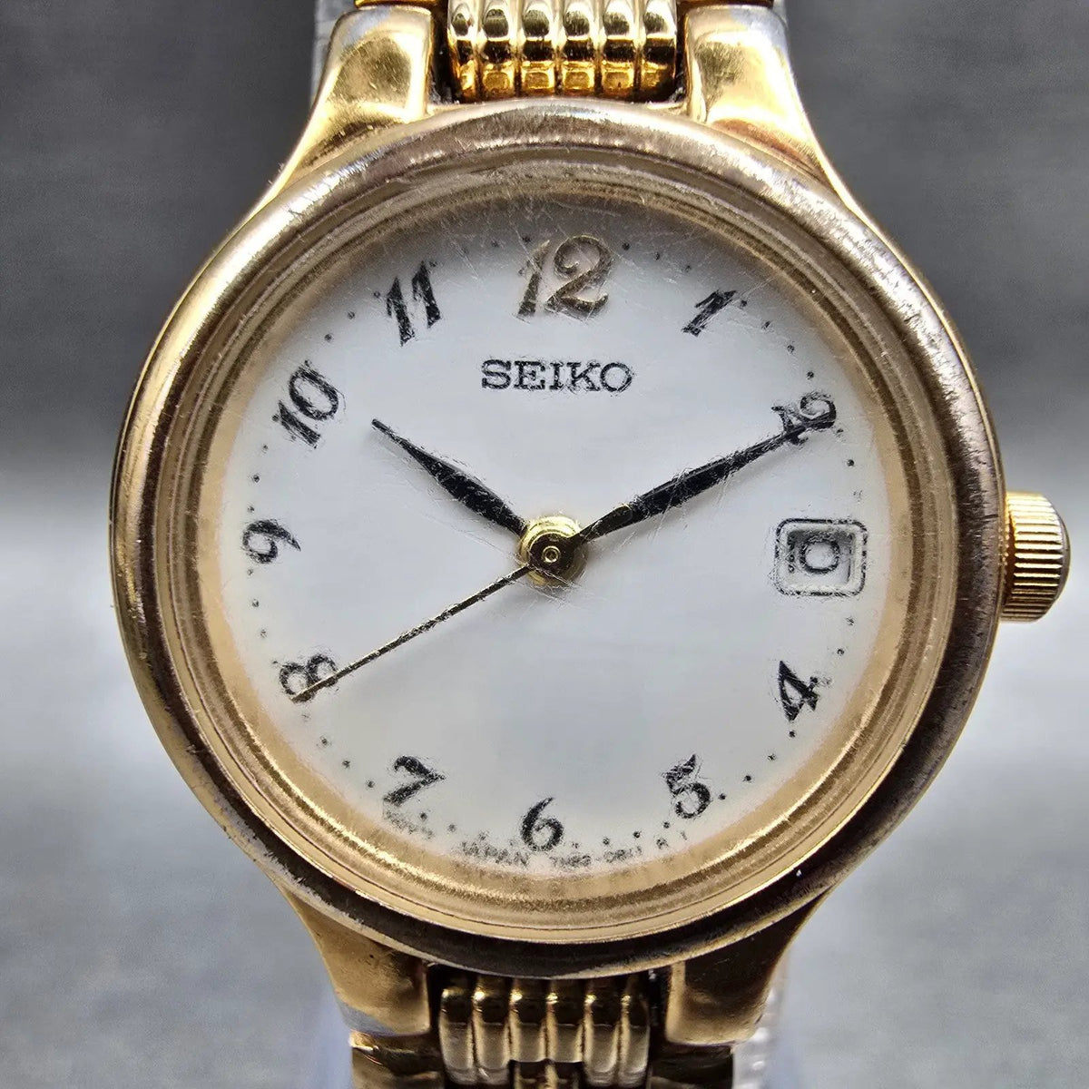 Seiko Watch Women 23mm White Dial Gold Tone Date Round 7N82-0228 New Battery JP91