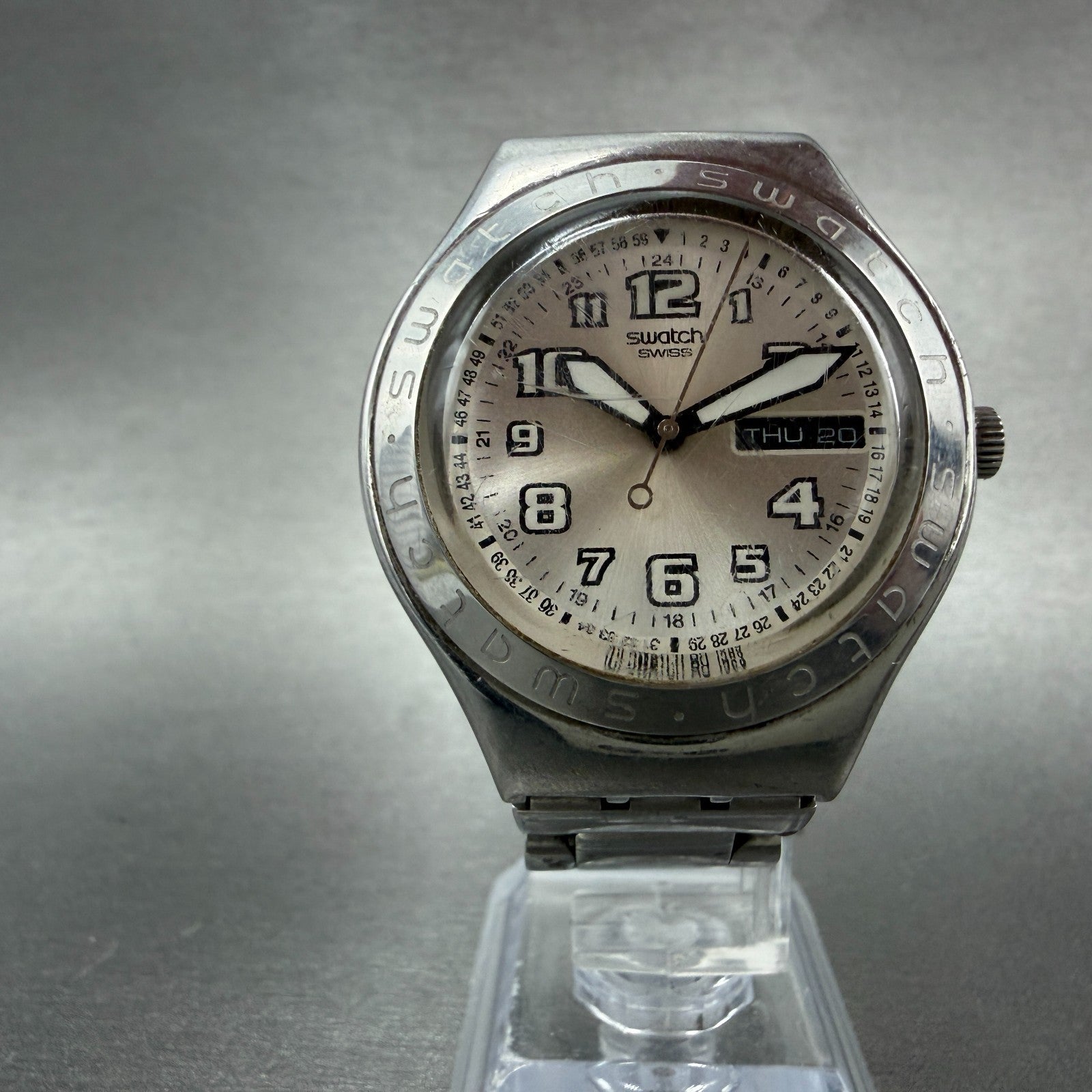 Swatch irony Cool Days Watch Men 37mm Silver Dial Steel Daydate Round New Batt5
