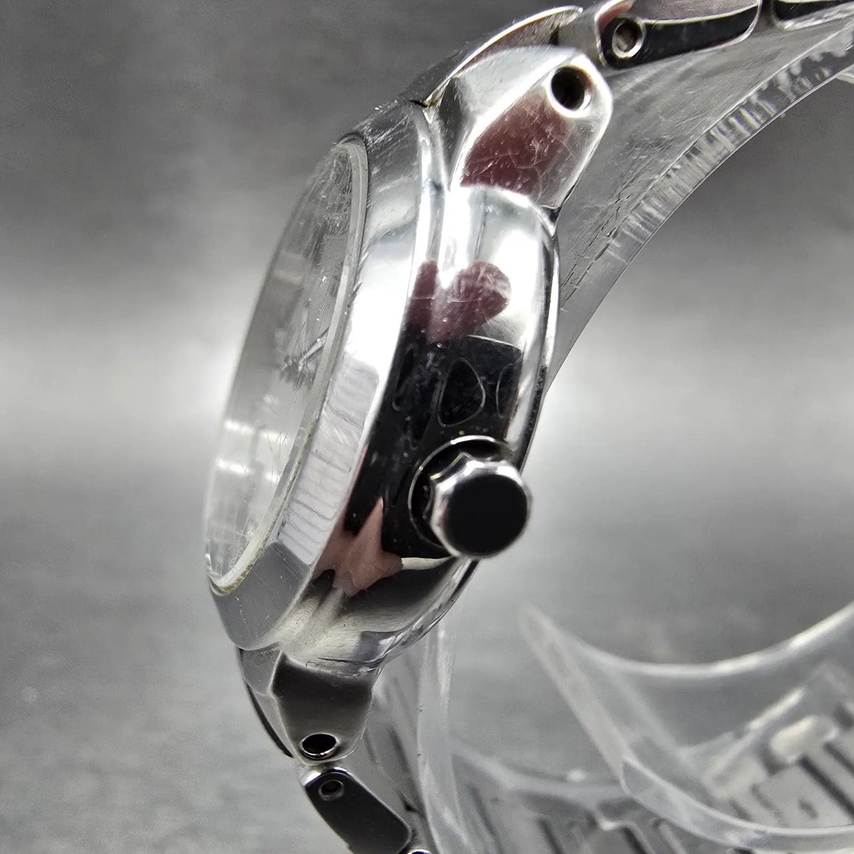 Citizen Eco-Drive Watch Women 26mm MOP Dial Steel Date Gems E011-S070074 Runs2