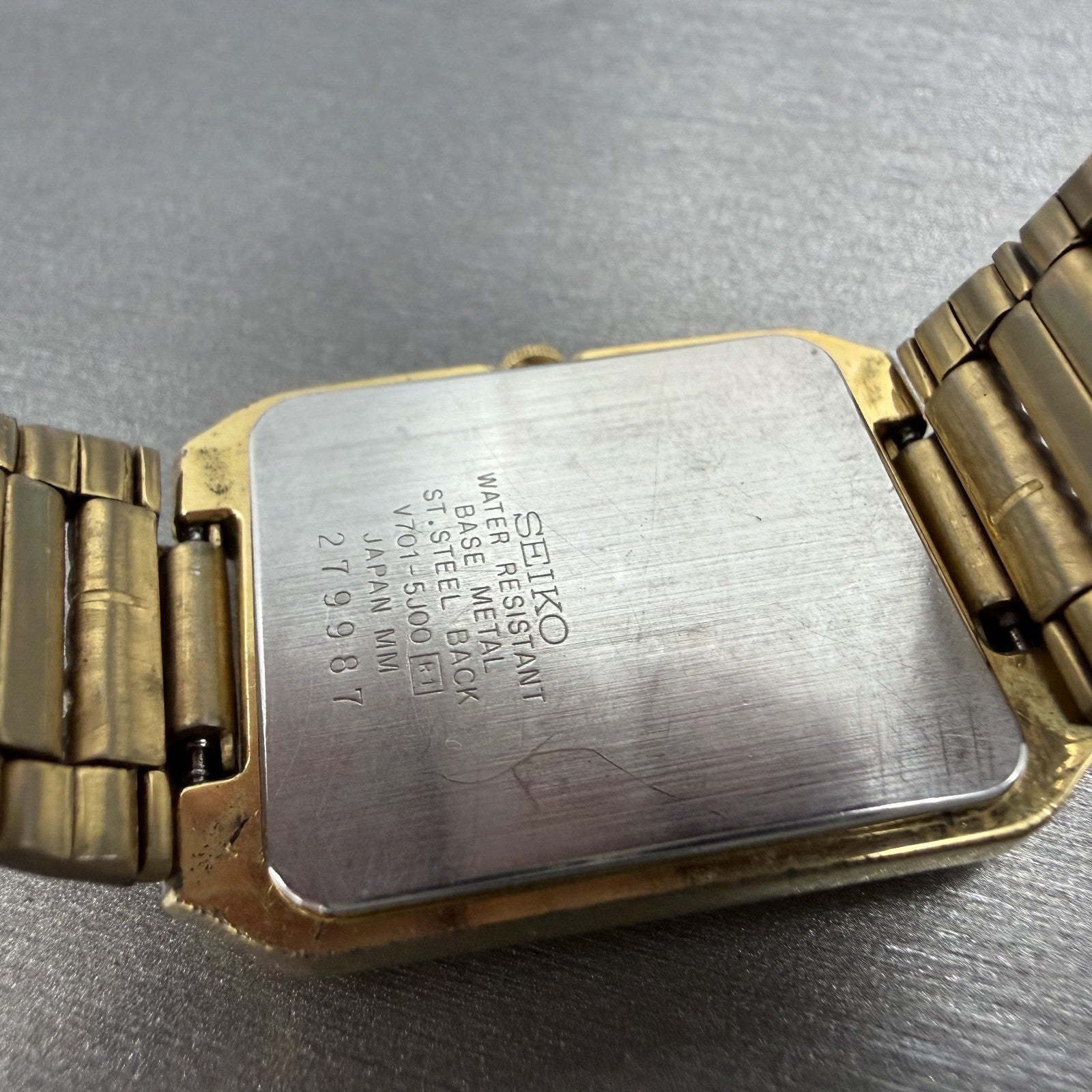 Seiko Tank Watch Men 26mm Champagne Dial Gold Tone Rectangle V701-5J00 PARTS10