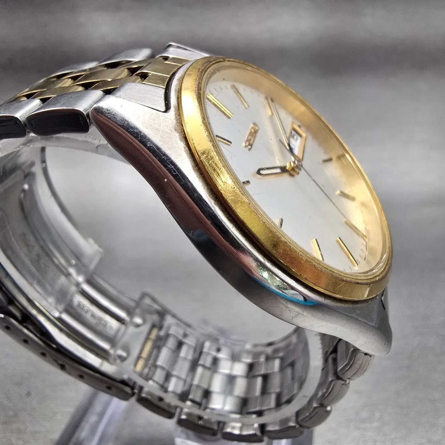 Seiko Watch Men 37mm Silver Dial Two Tone Daydate Round 7N43-9048 New Battery3