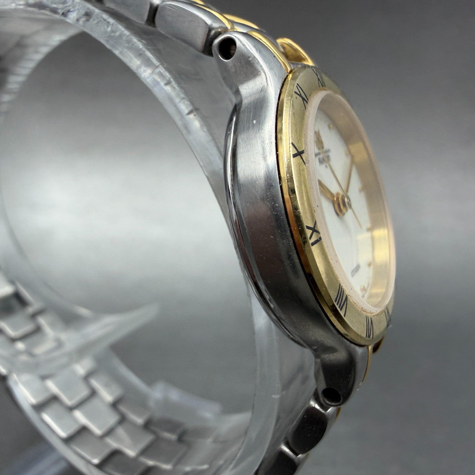 Citizen Avalon Watch Women 24mm White Dial Two Tone 4630-E61236 New Battery VTG3