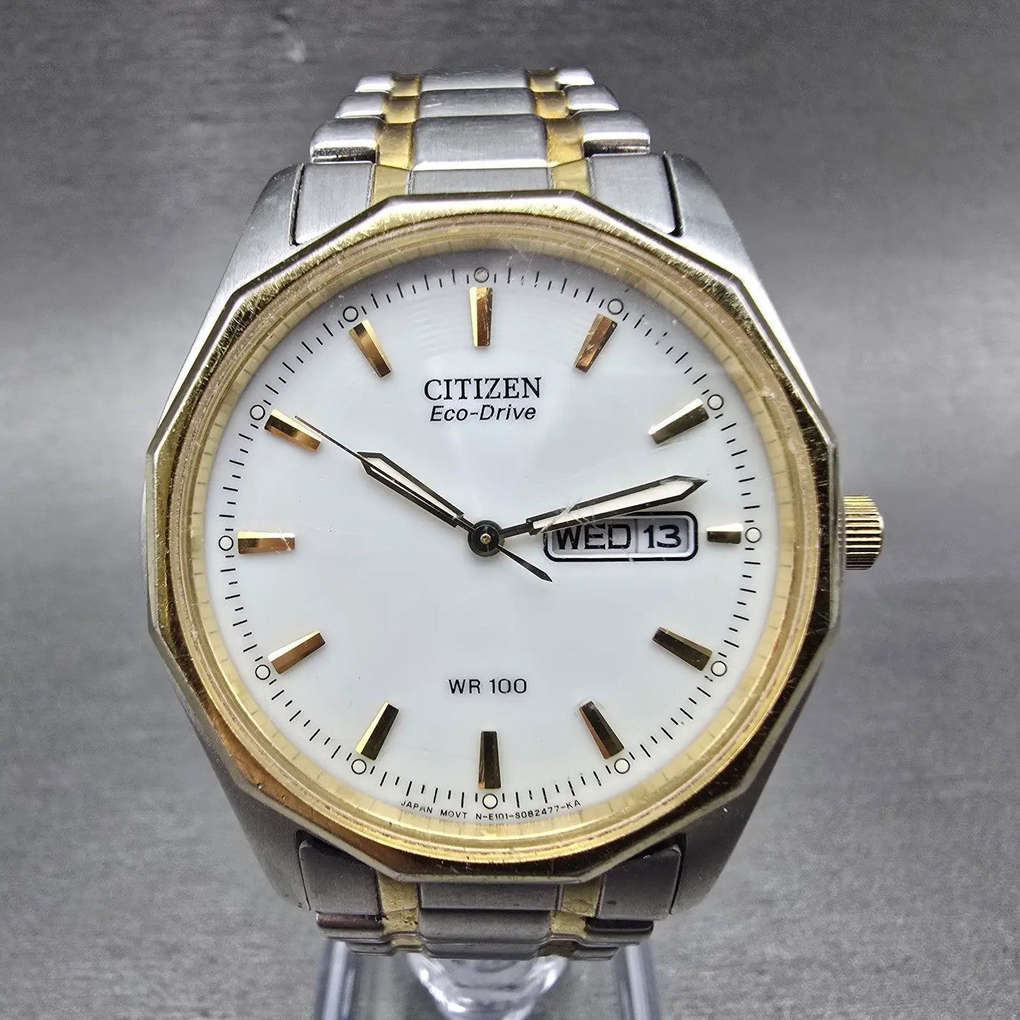 Citizen Eco-Drive Watch Men 37mm White Dial Two Tone Dayedate E101-S053439 Runs0