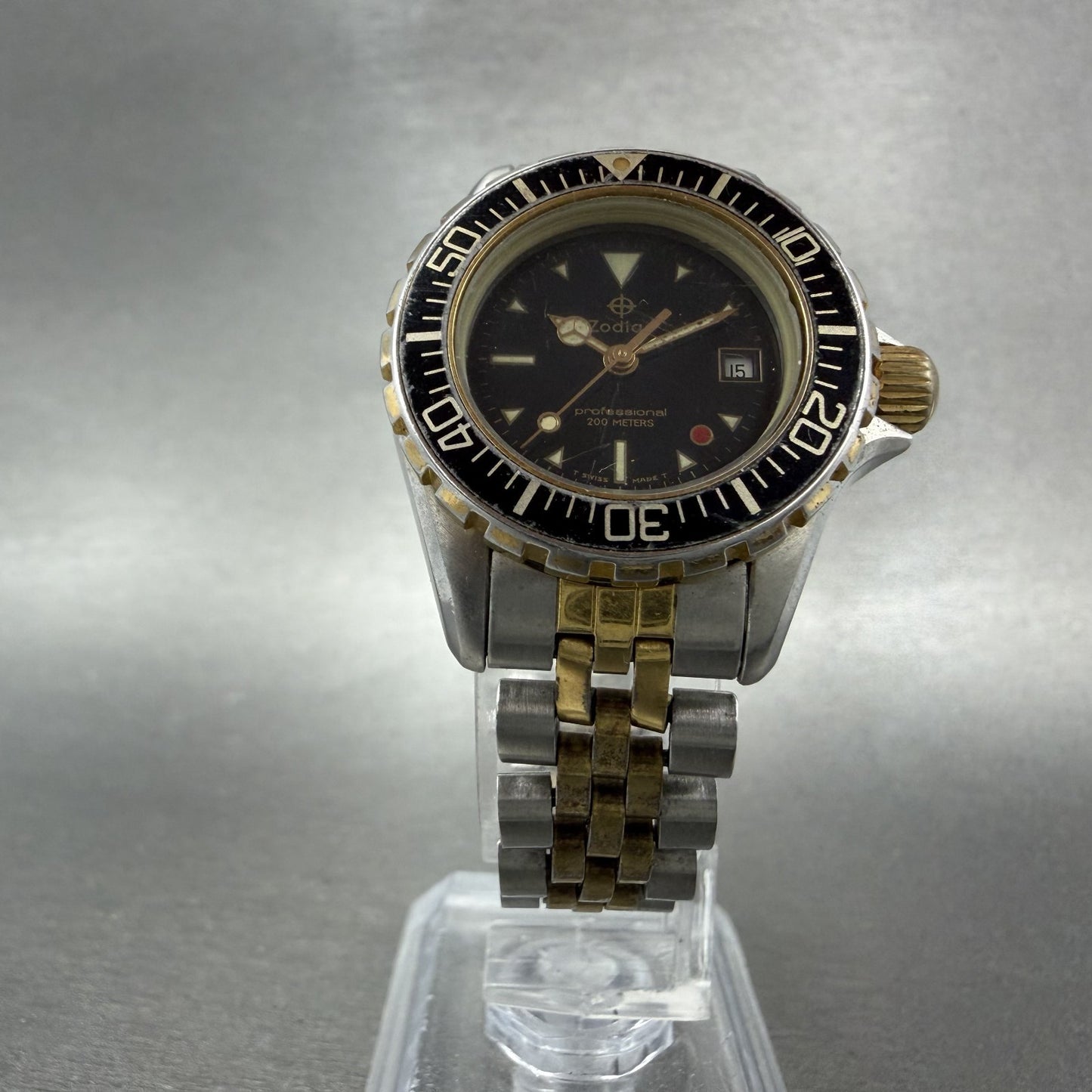 Zodiac Professional Dive Watch Women 29mm Black Dial Two Tone Date Red Dot Works5