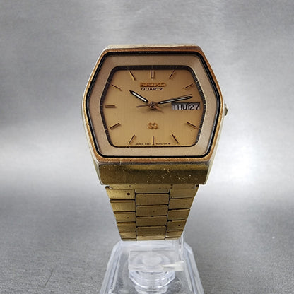 Seiko SQ Watch Men 35mm Gold Dial Gold Tone Daydate Hexagon 8223-5049 New Batt