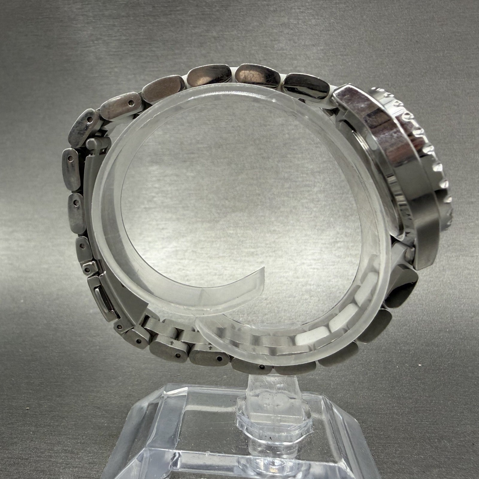 Technos Ceramic Watch Women 29mm White Dial Silver Tone Round New Battery8
