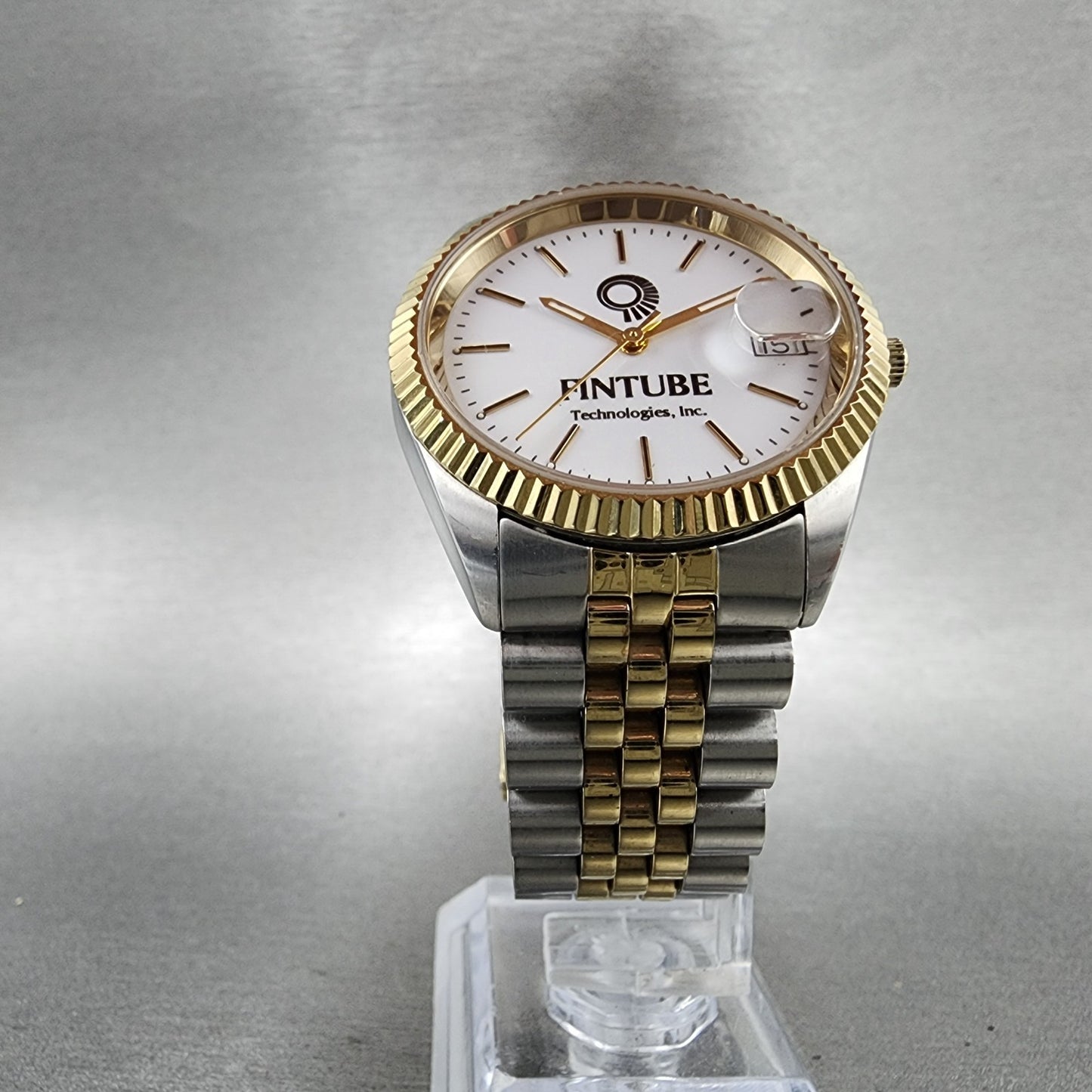 Fintube President Watch Men 35mm White Dial Two Tone Date Round New Battery 7156