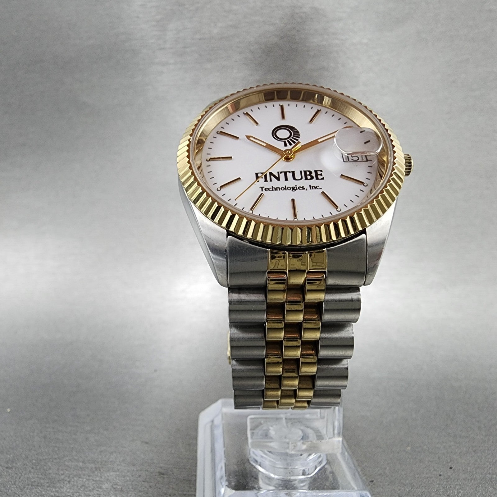 Fintube President Watch Men 35mm White Dial Two Tone Date Round New Battery 7156