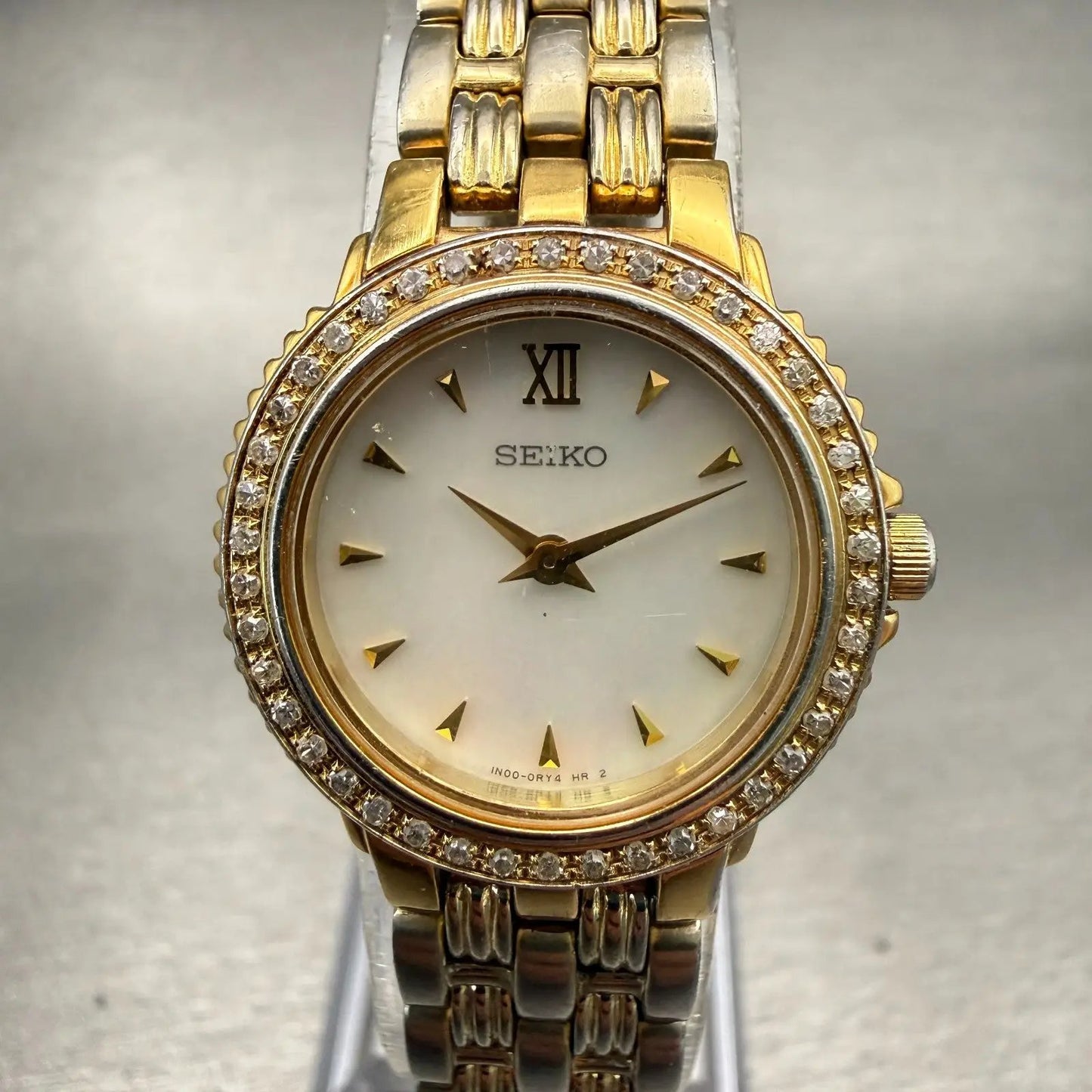 Seiko Watch Women 23mm MOP Dial Gold Tone Diamonds Round 1N00-0KH0 New Battery0