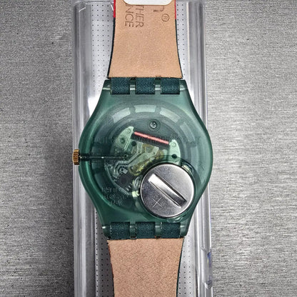 Swatch Poncho Watch Men 34mm Cream Dial Green Case GM122 New Battery NOS8