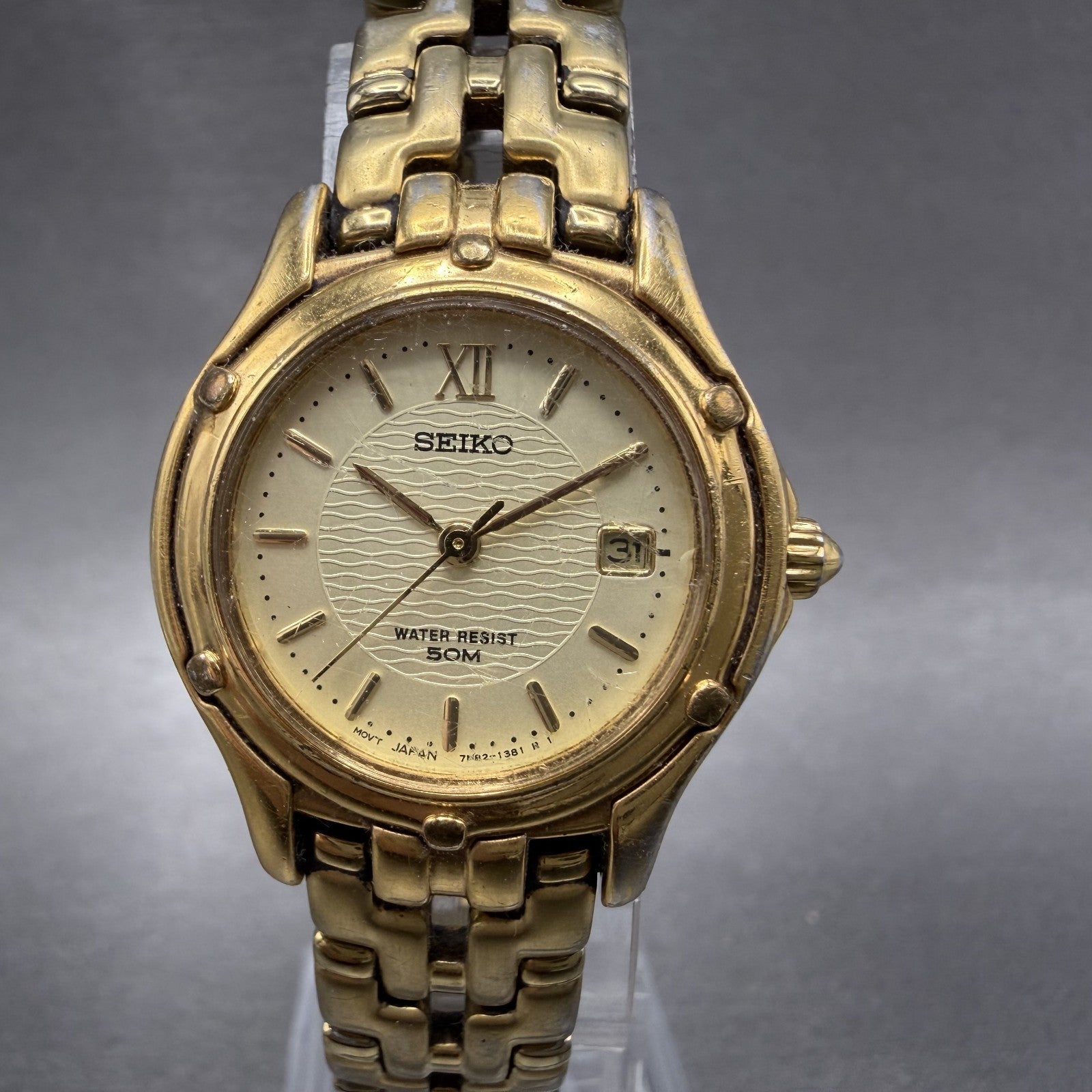 Seiko Watch Women 26mm Champagne Dial Gold Tone Date Round 7n820599 New Batt AB0