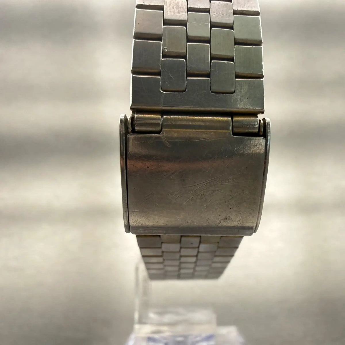 48304586