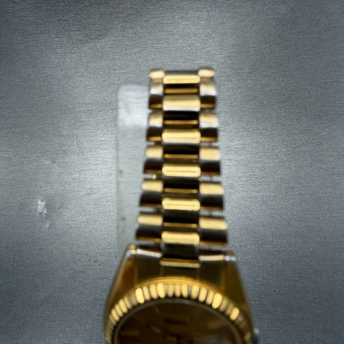 Seiko Watch Women 25mm Gold Dial Gold Tone Daydate Round 7N83-0041 New Battery 94