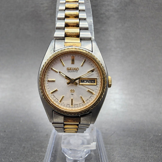 VTG Seiko SQ Watch Women 25mm White Dial Two Tone Daydate Round 85230059 NewBat0