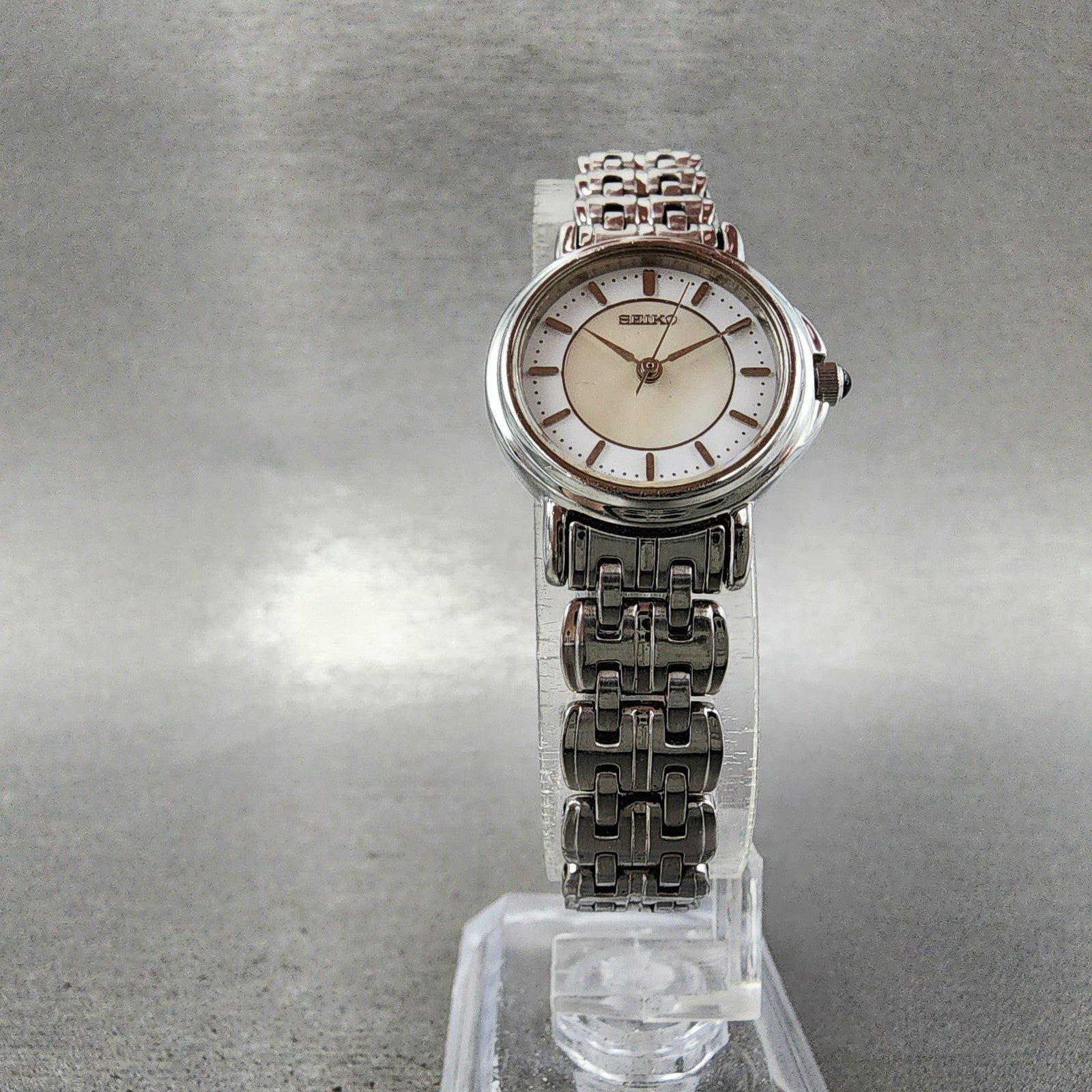 Seiko Watch Women 23mm MOP Dial Silver Tone Round 1f210m00 New Battery5