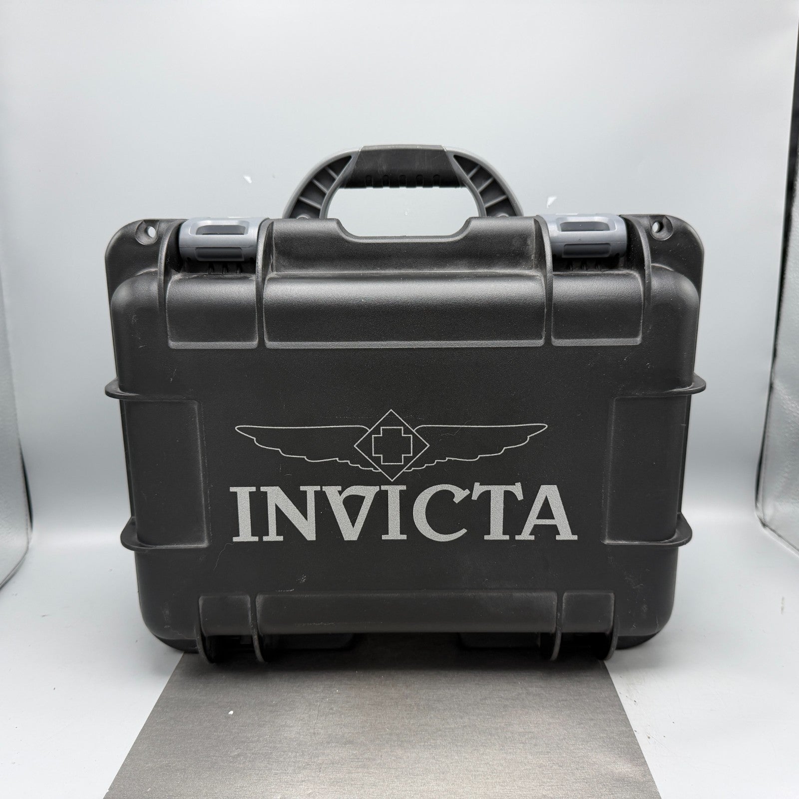 Invicta 8 Slot Watch Case Hard Black Plastic Foam insert Handle Cary Case0