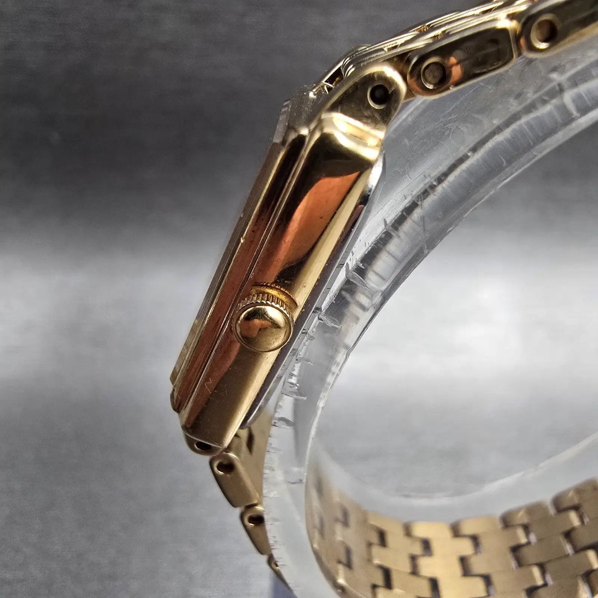 Seiko Tank Watch Women 17mm Champagne Dial Gold Tone Rectangle 1N01-0FH0 NewBatH2
