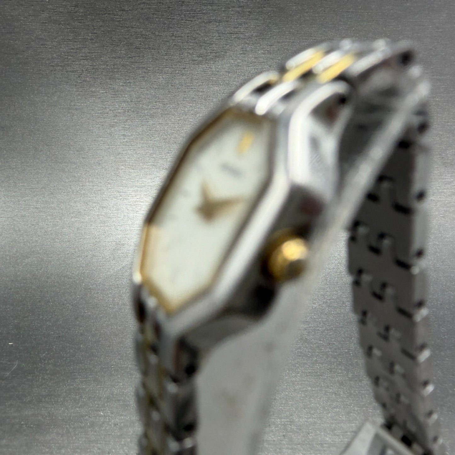 Seiko Watch Women 16mm White Dial Two Tone Octagon 1N00-0GV0 New Battery VTG 212