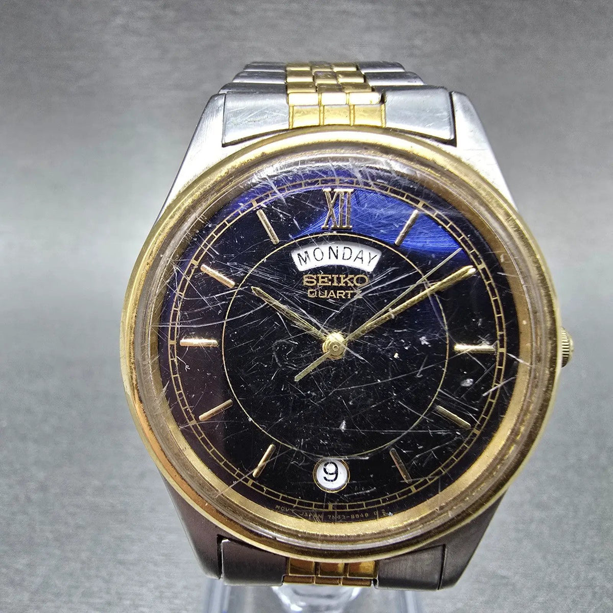 Seiko Watch Men 35mm Blue Dial Two Tone Daydate Round 7N43-8A39 VTG PARTS0