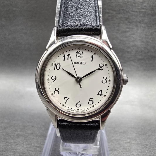 Seiko Watch Women 25mm White Dial Silver Tone Round 7N01-6880 New Battery0
