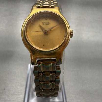 Seiko Watch Women 19mm Gold Dial Gold Tone Round V401-0518 Vintage New Battery5