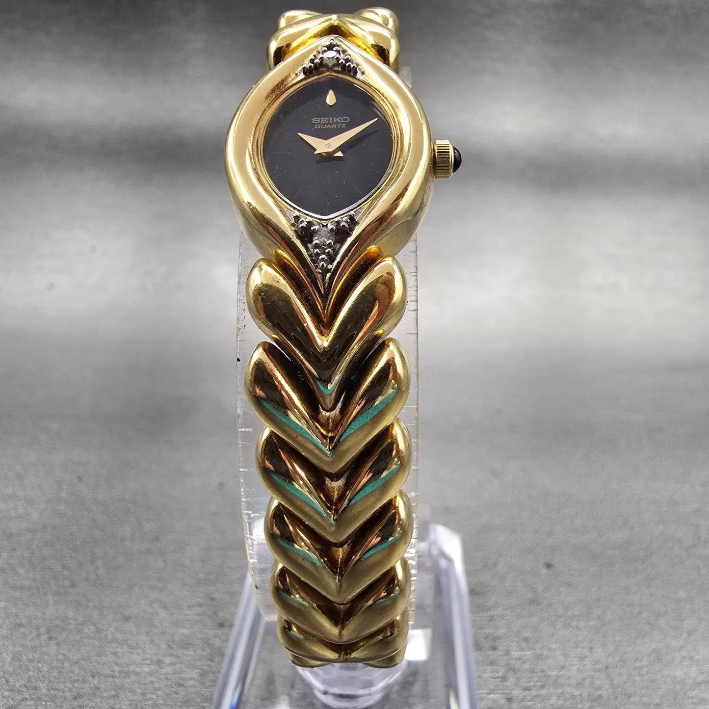 Seiko Watch Women 17mm Black Dial Gold Tone Gemmed 4N00-5979 New Battery Vintage5