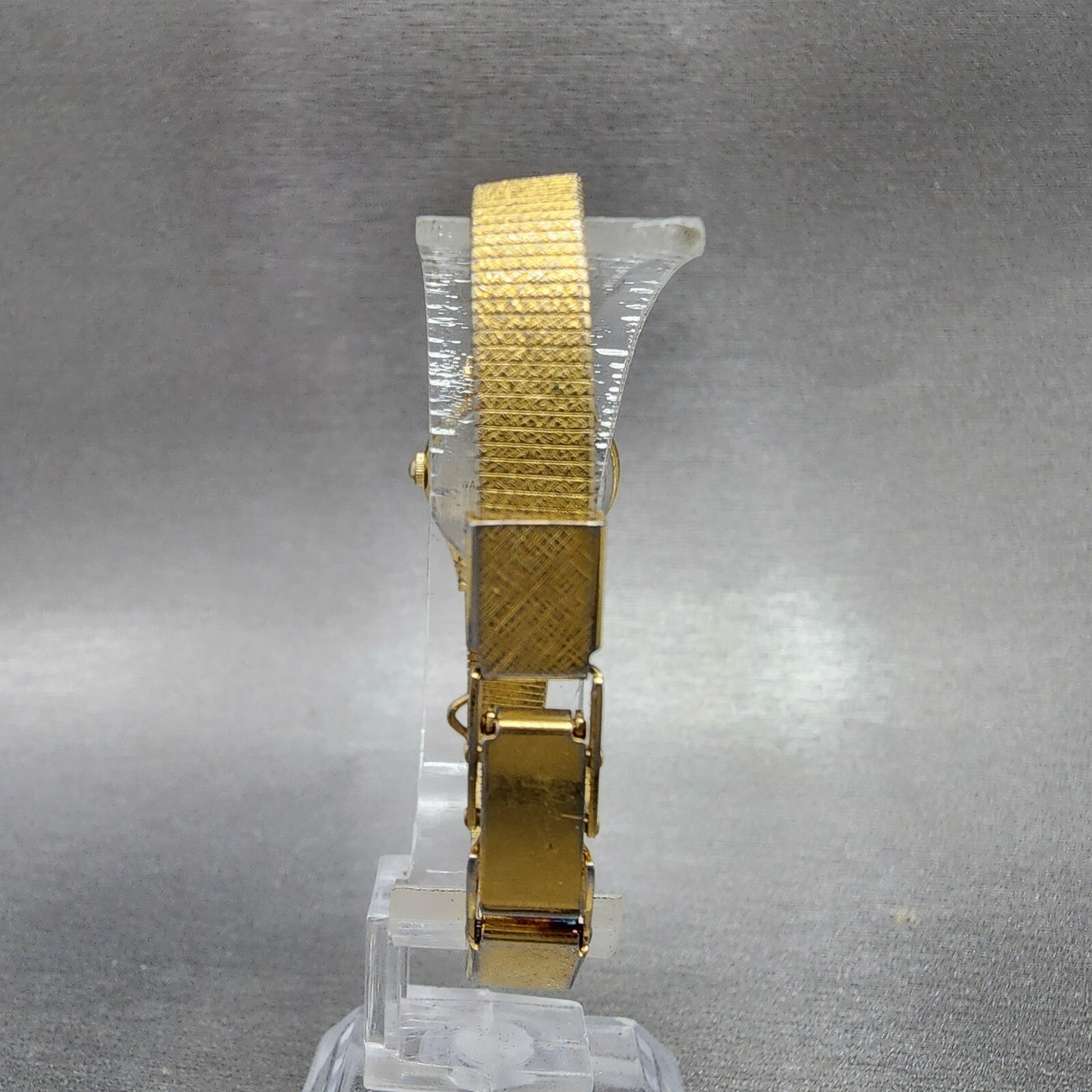 Seiko Watch Women 19mm Gold Dial Gold Tone Round 2P210A79 New Battery VTG7