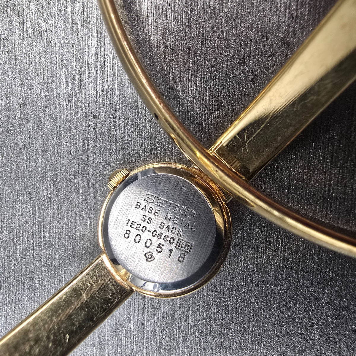 Seiko Watch Women 13mm Gold Dial Gold Tone Bangle 1E20-0660 New Battery10