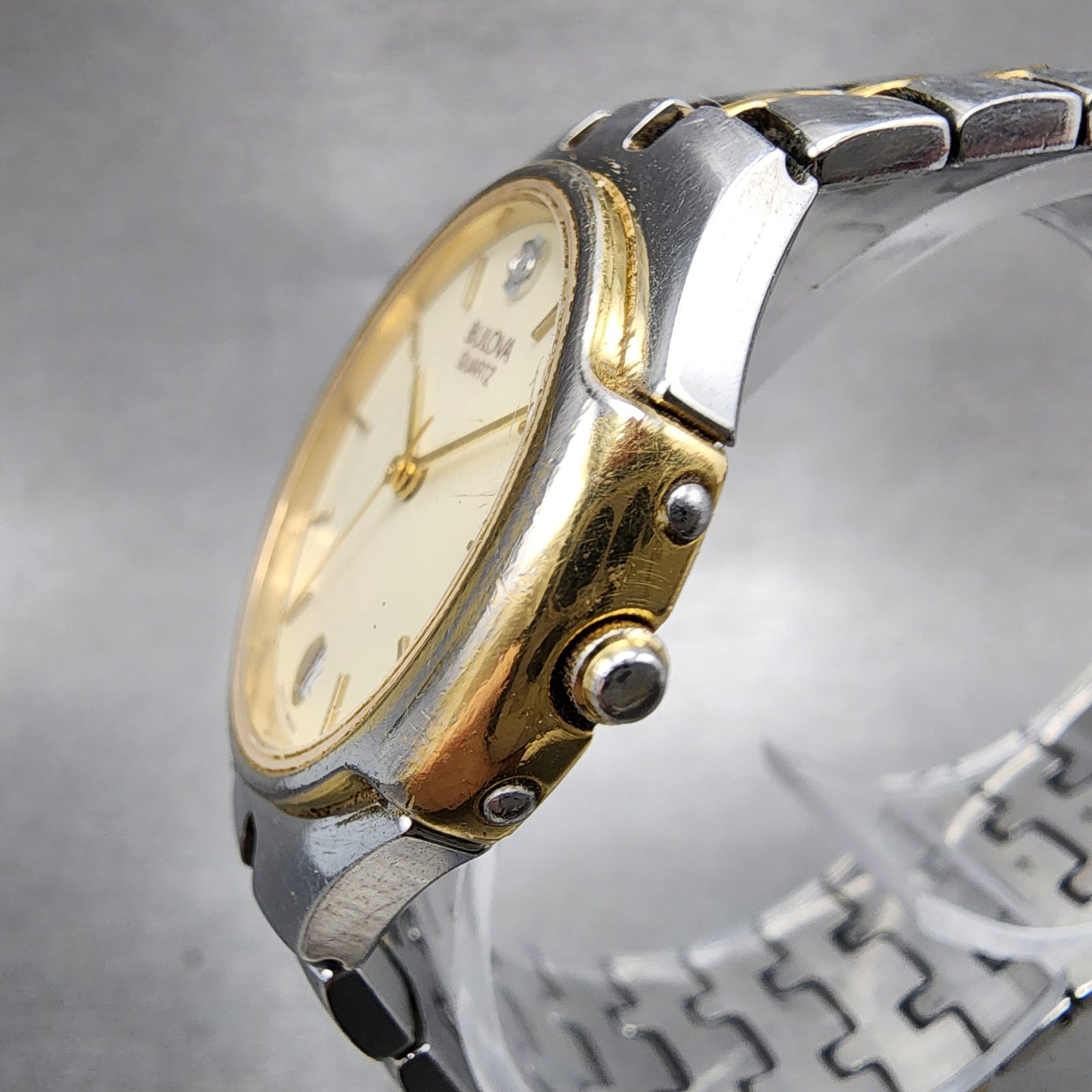 Bulova Watch Men 32mm Champagne Dial Two Tone Date Round 98D02 New Battery2