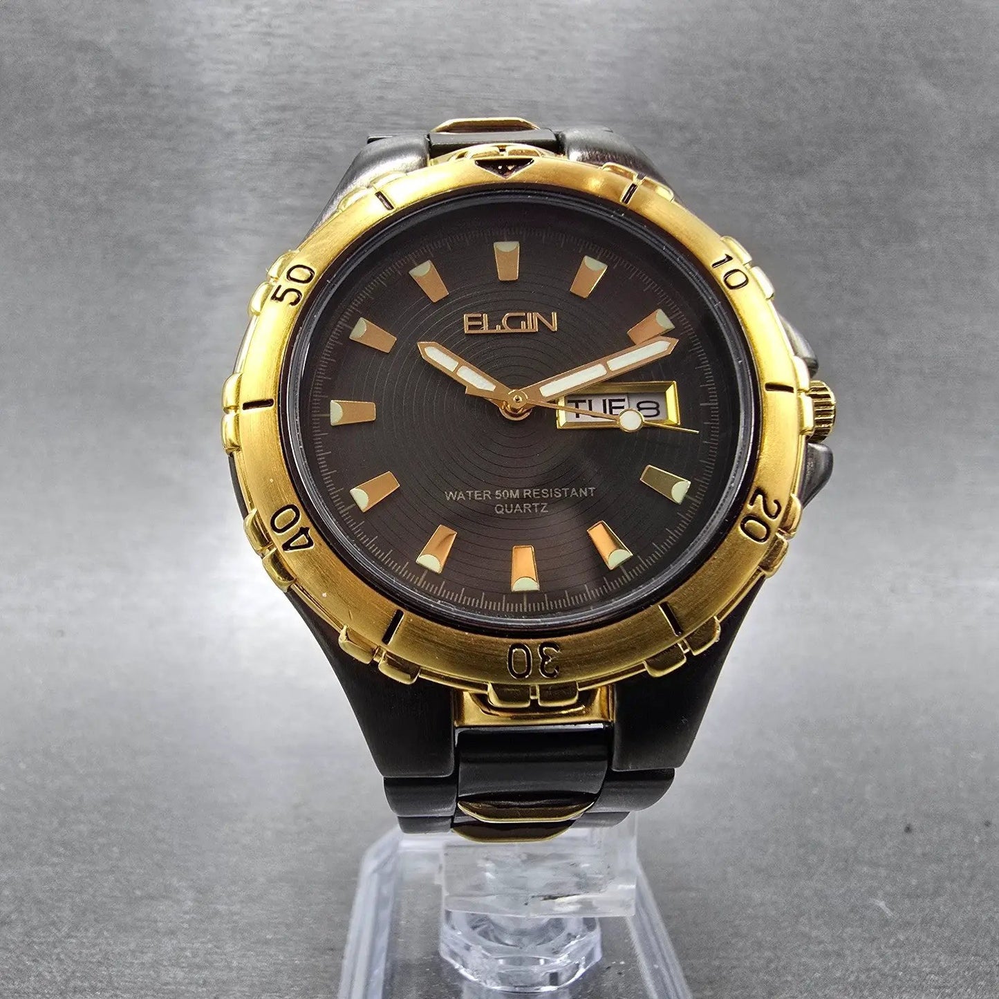 Elgin Dive Watch Men 40mm White Dial Black & Gold Tone Daydate Round New Battery5